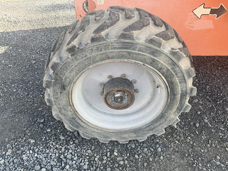 Telescopic Boom Lift - View 3